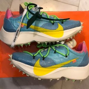 Nike off white vapor street